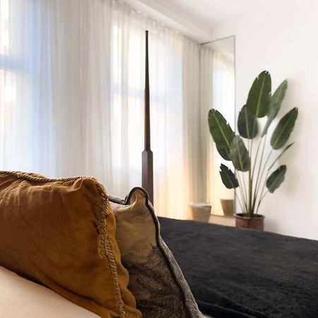 Tranquil Oasis W 100Inch Cinema & Hammock, By The Design Traveller Lägenhet London Exteriör bild