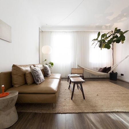 Tranquil Oasis W 100Inch Cinema & Hammock, By The Design Traveller Lägenhet London Exteriör bild