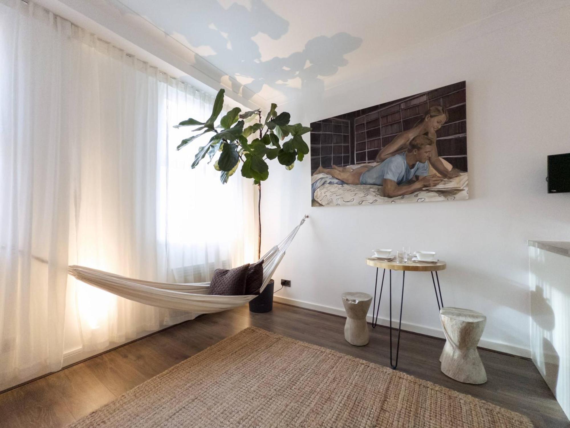 Tranquil Oasis W 100Inch Cinema & Hammock, By The Design Traveller Lägenhet London Exteriör bild