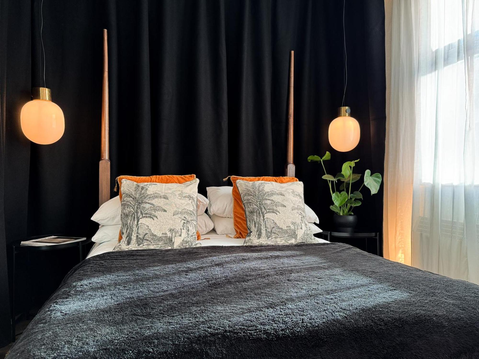 Tranquil Oasis W 100Inch Cinema & Hammock, By The Design Traveller Lägenhet London Exteriör bild